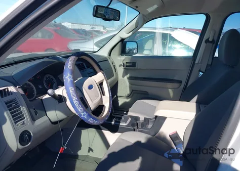 2009 Ford Escape Xls/Xls Manual from USA, damaged, VIN 1FMCU02729KA51377